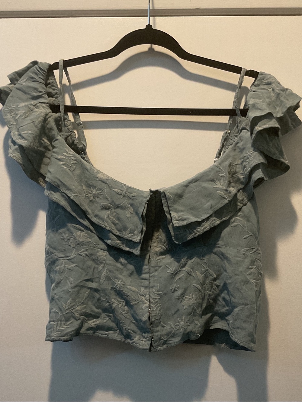 Guess Sage Green Ruffle Off-Shoulder Crop Top - Picture 2 of 7